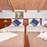 Villa Pedja Zec Exclusive 3+