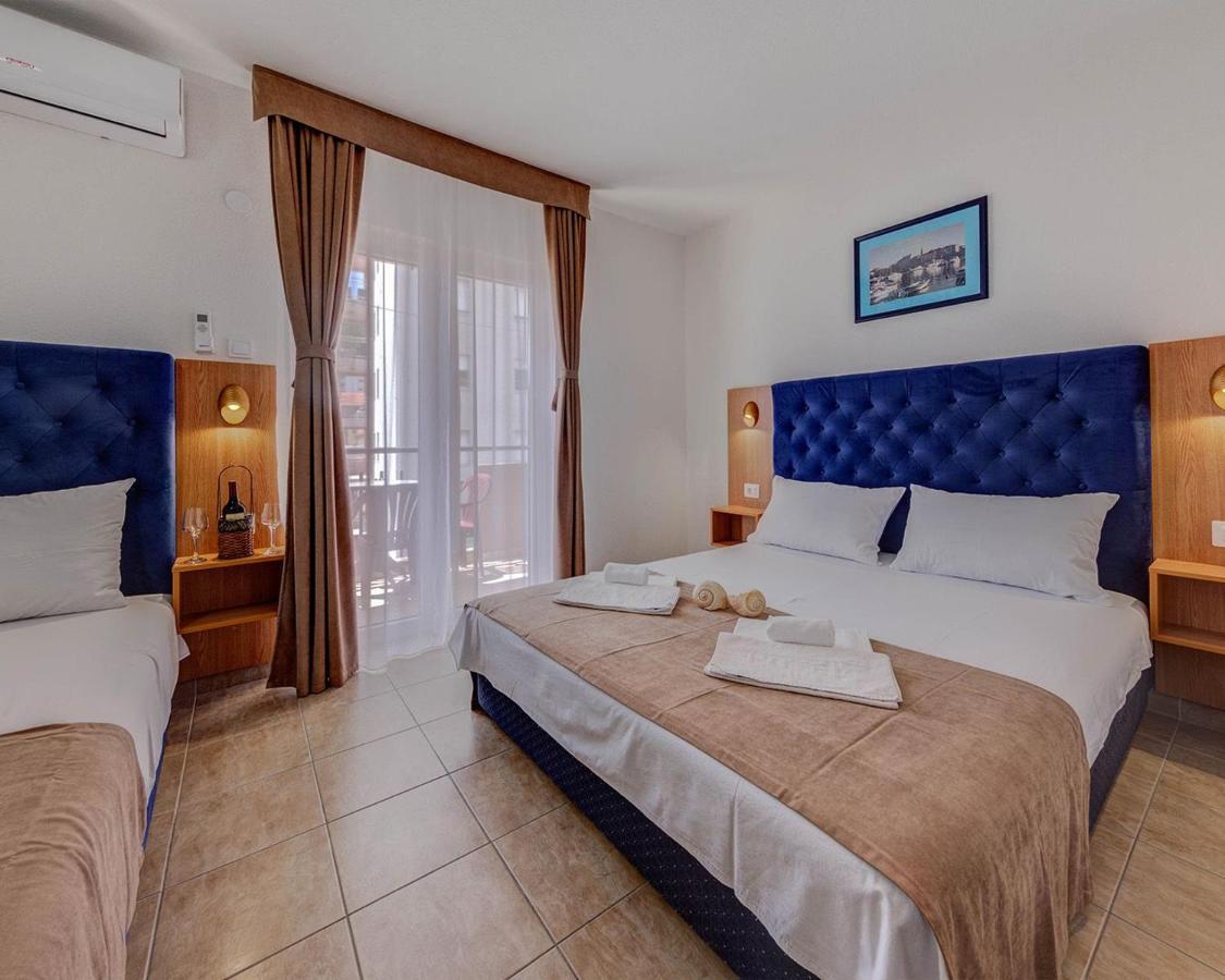 Pedja Zec Exclusive 3+ * Budva