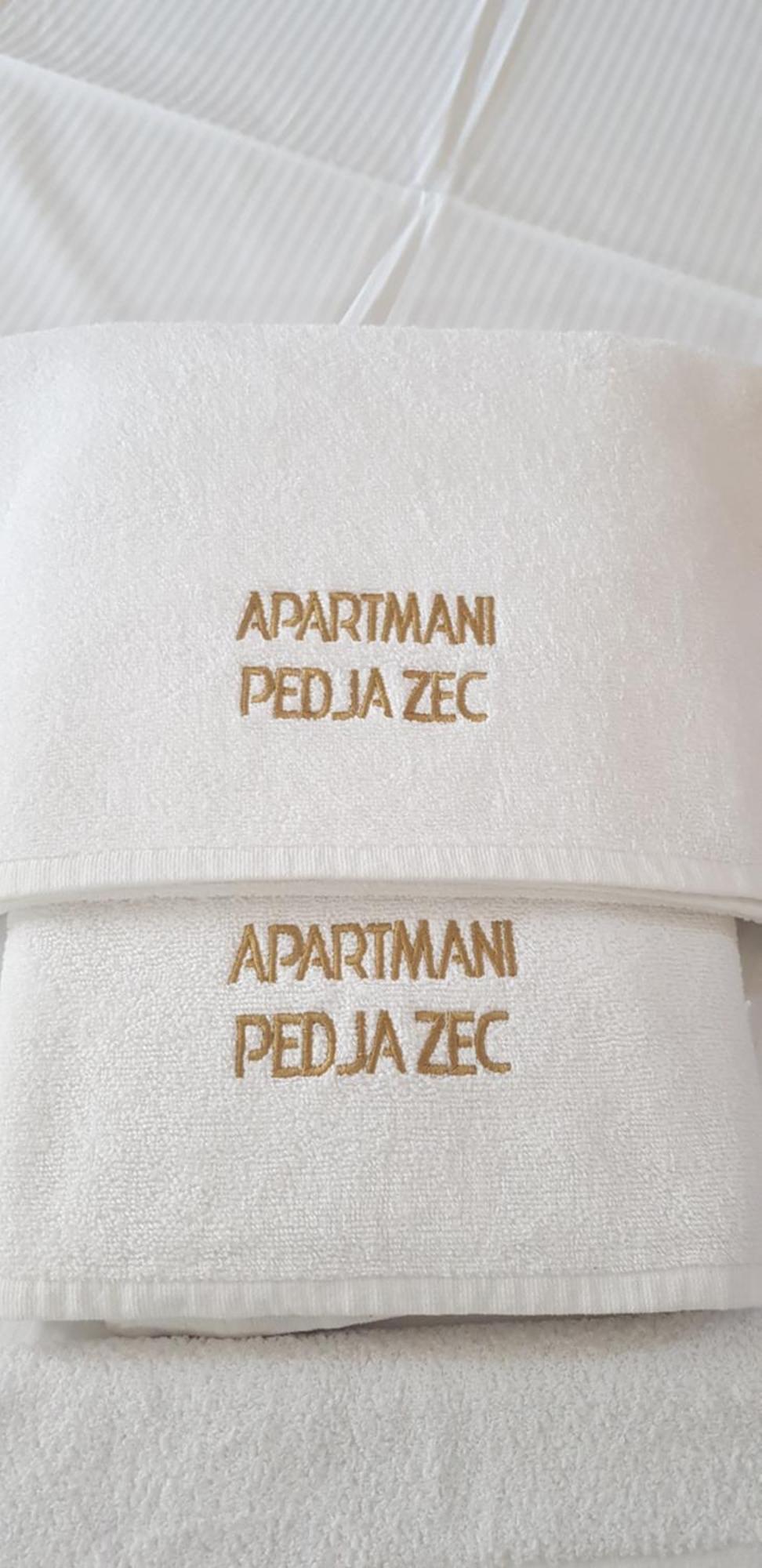 Pedja Zec Exclusive 3+ Apartment Budva