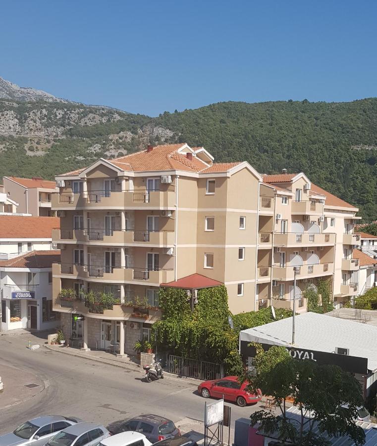 Pedja Zec Exclusive 3+ Budva