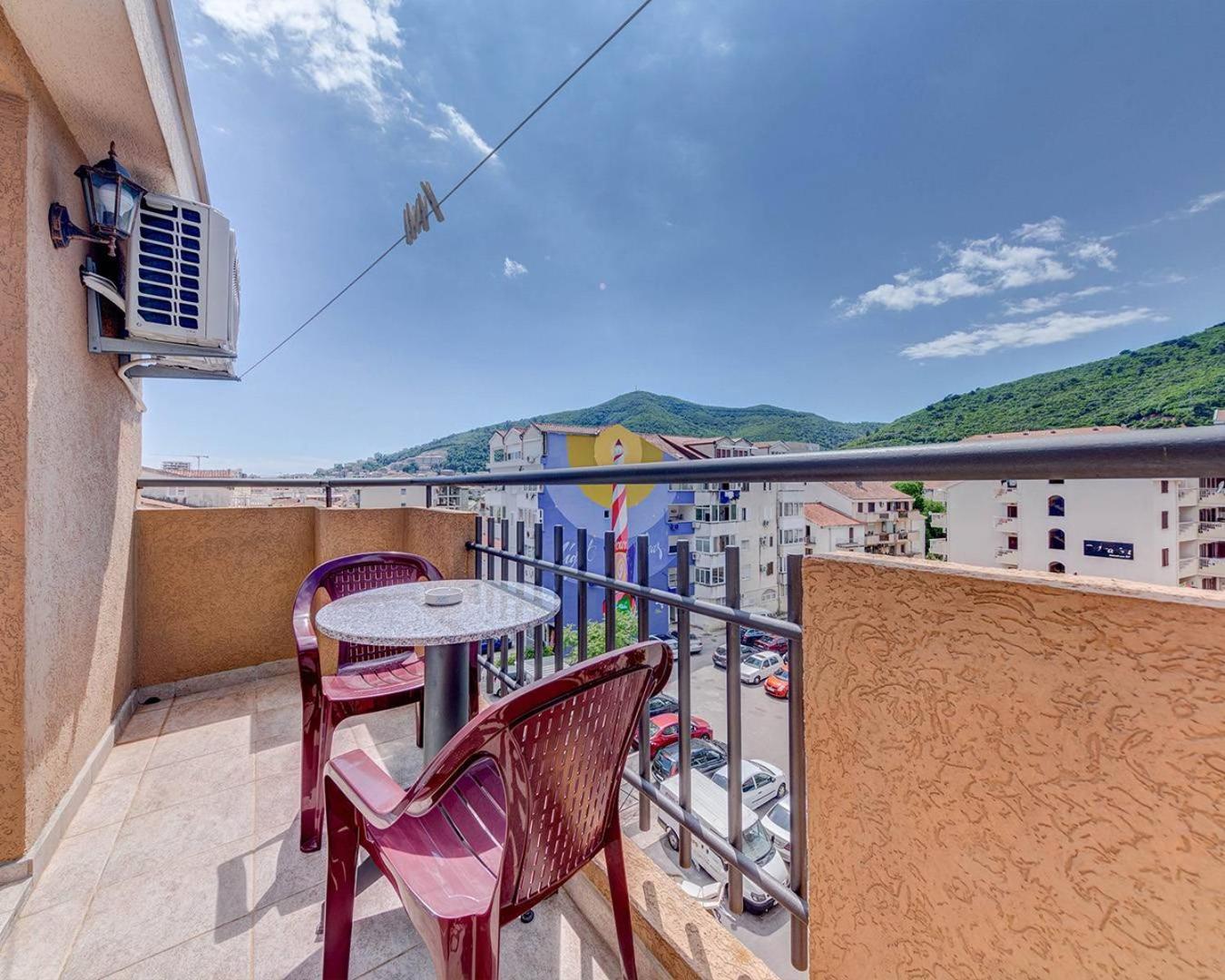 Pedja Zec Exclusive 3+ Apartment *