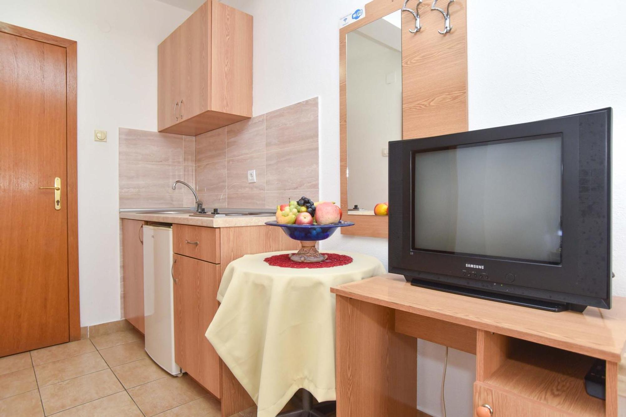 Pedja Zec Exclusive 3+ Apartment Budva